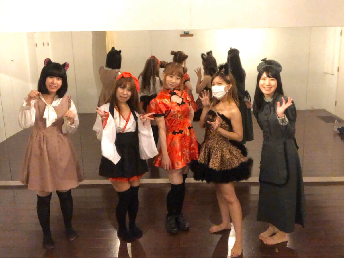 アイドルクラスのハロウィンコスプレ