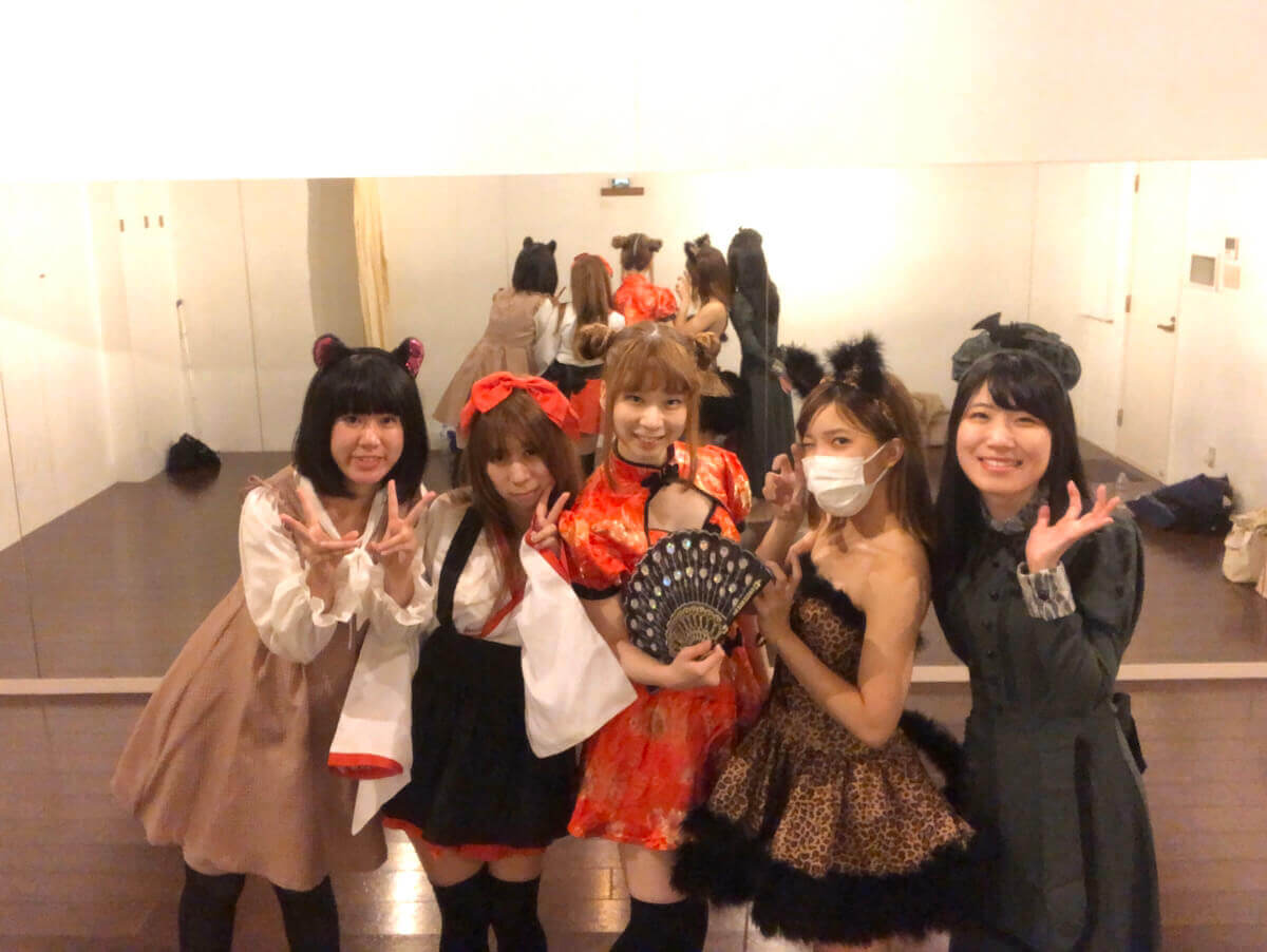 アイドルクラスのハロウィンコスプレ